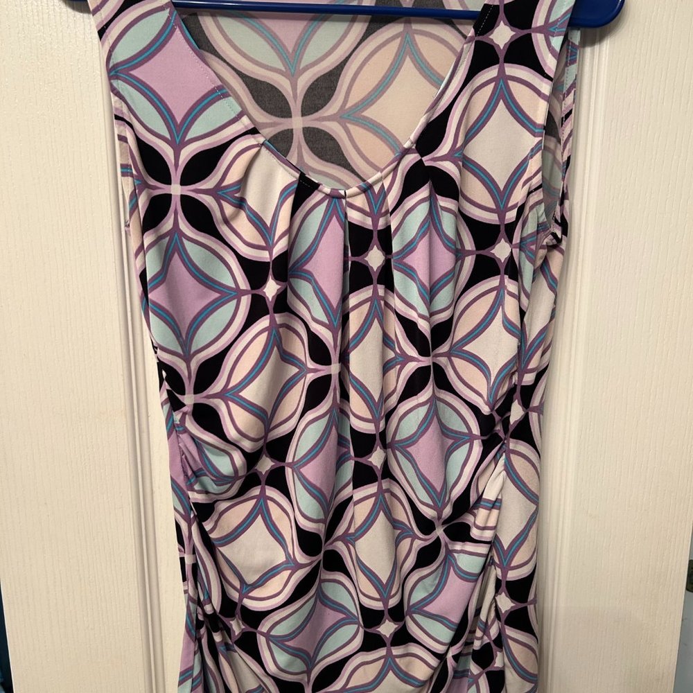New York & Company stretch sleeveless medium blouse